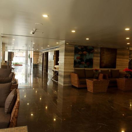 Paradigm Sarovar Portico Kakinada Luaran gambar