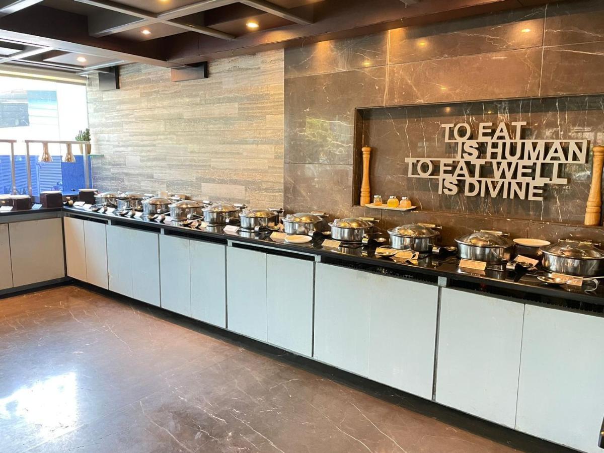 Paradigm Sarovar Portico Kakinada Luaran gambar