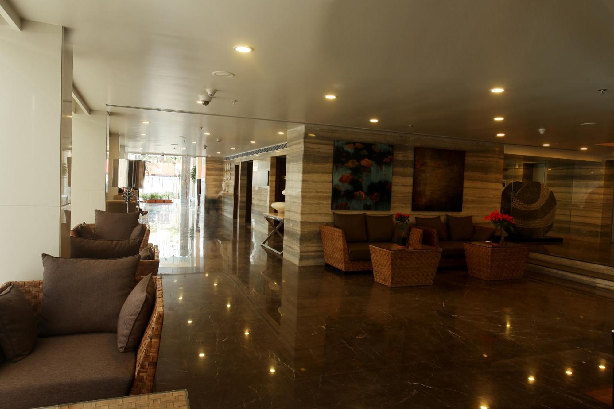Paradigm Sarovar Portico Kakinada Luaran gambar